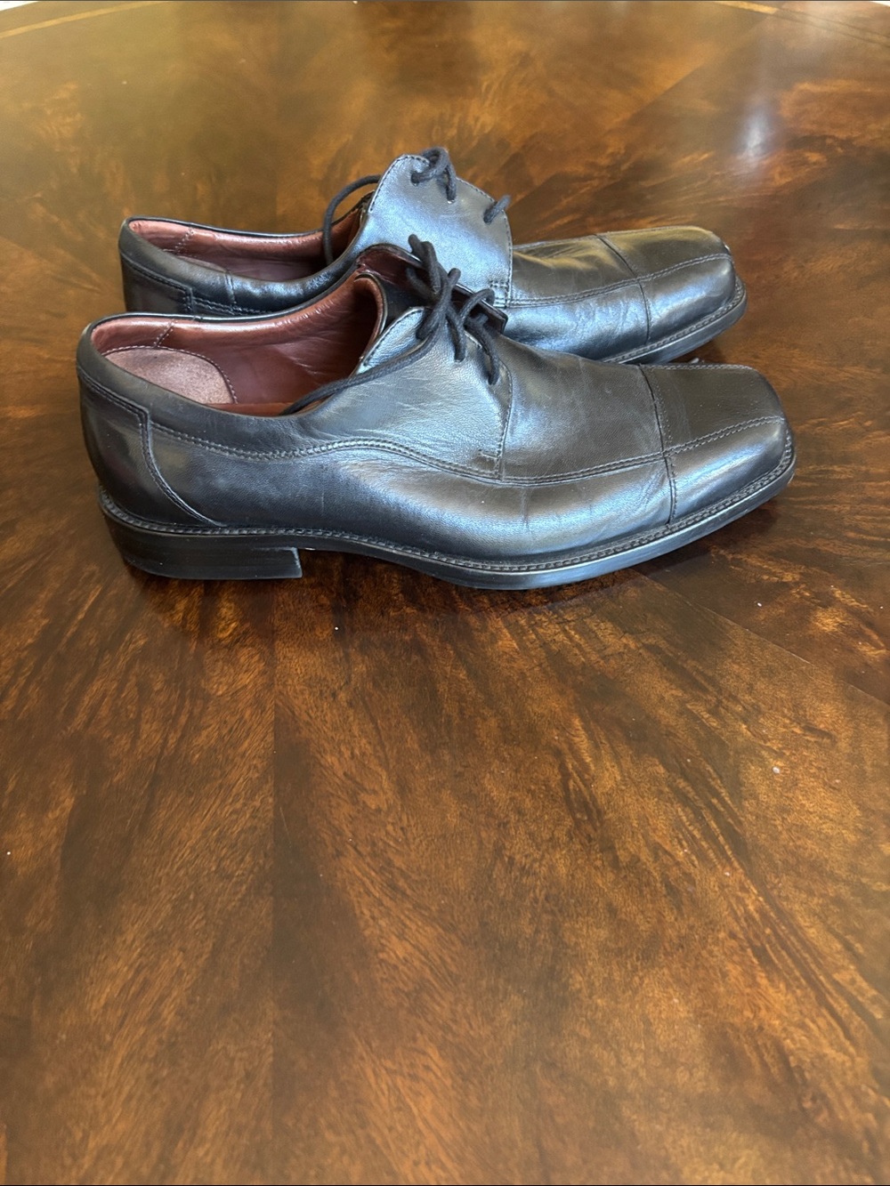 Florsheim Black Men’s Leather Lace-Up Cap Toe Derbys
